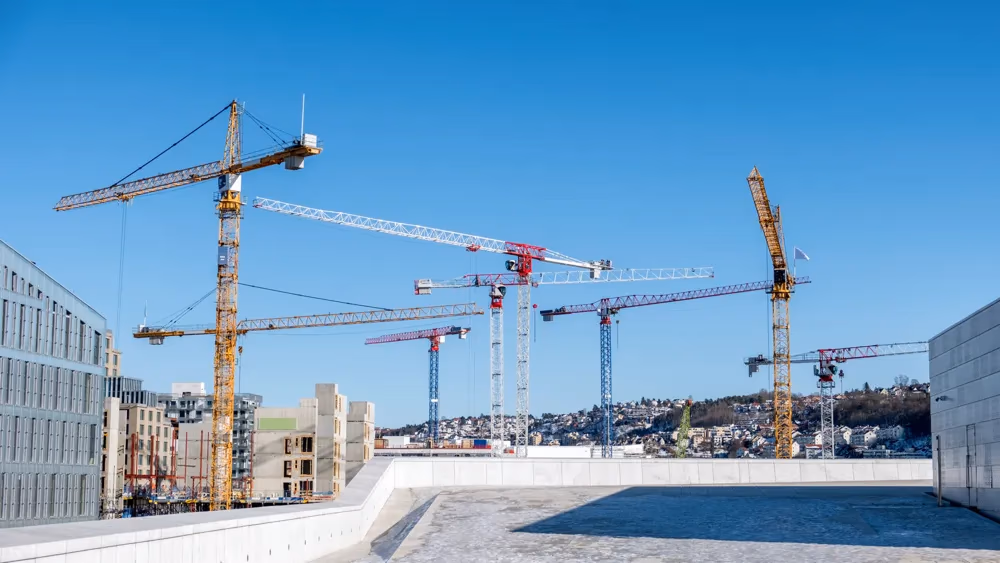 SiteAssist improves site safety by processing 770K+ images with Ultralytics YOLO