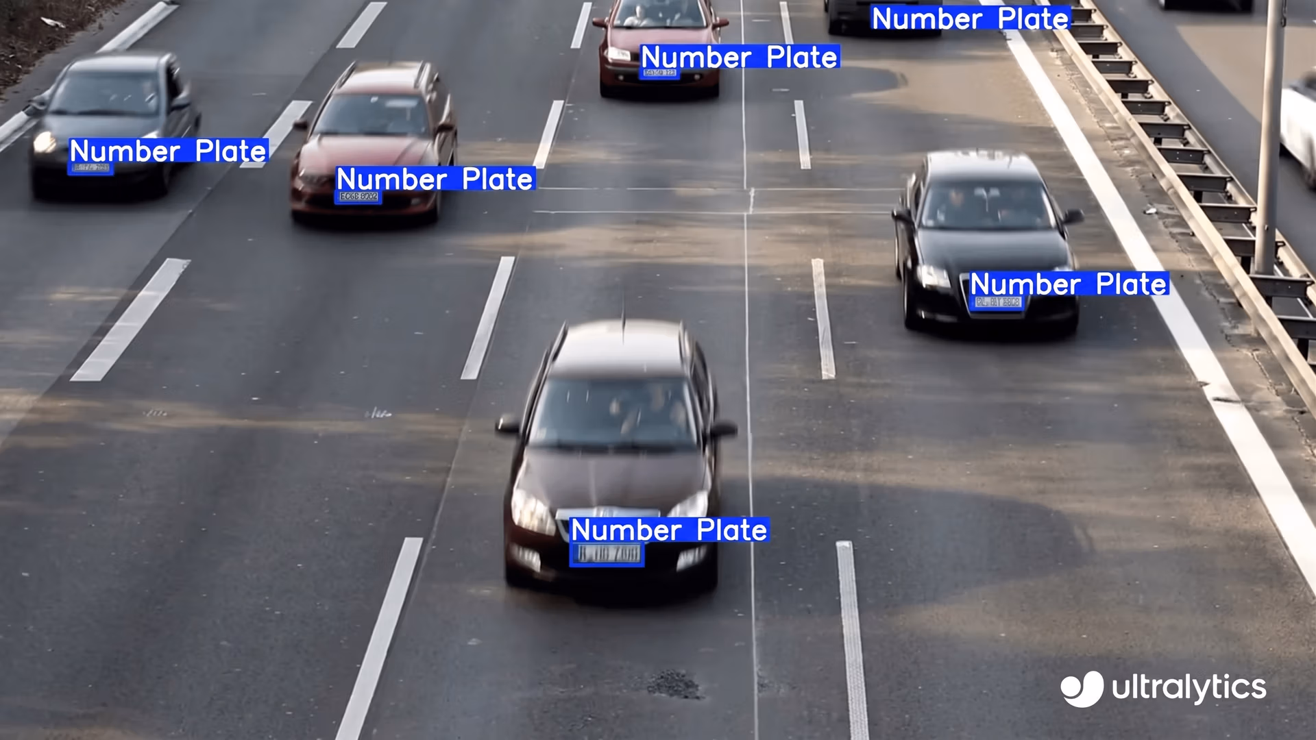 Detecting license plates with Ultralytics YOLO11