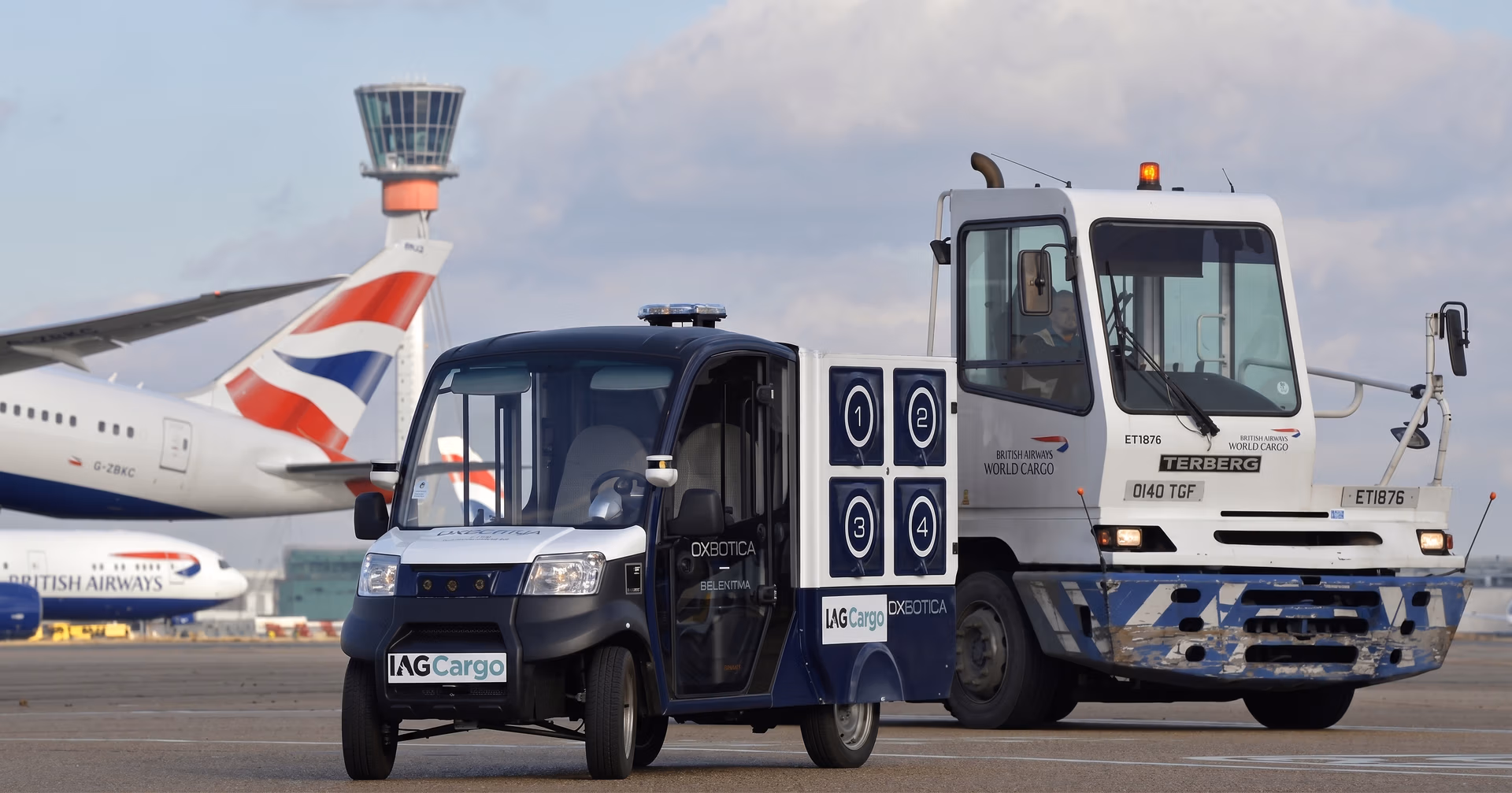 AI-powered CargoPod autonomously transporting cargo at Heathrow Airport