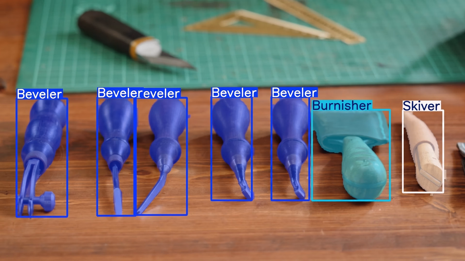 Ultralytics YOLO detecting and segmenting tools