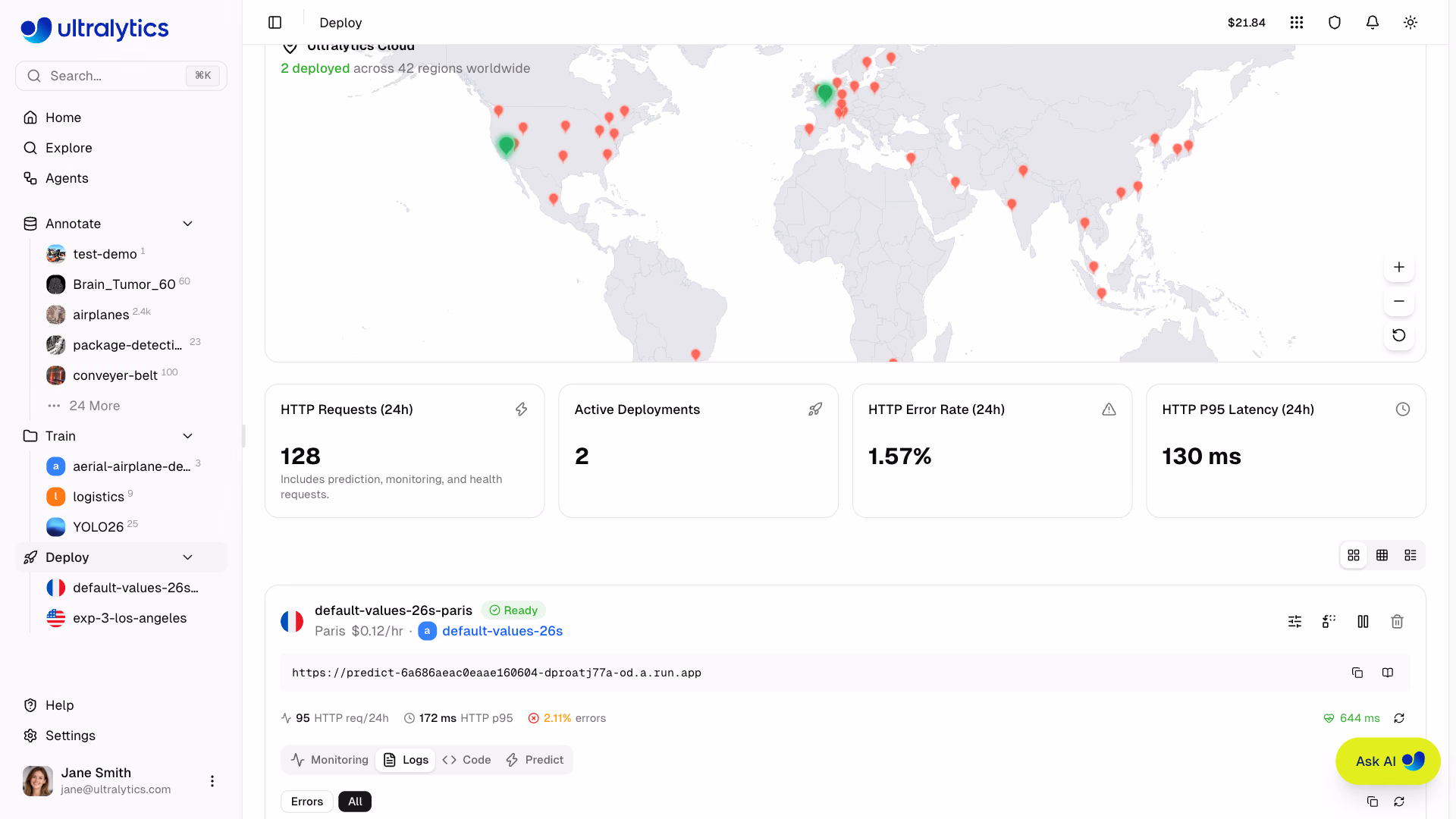 Übersichtskarten und Bereitstellungsliste der Bereitstellungsseite von Ultralytics Platform