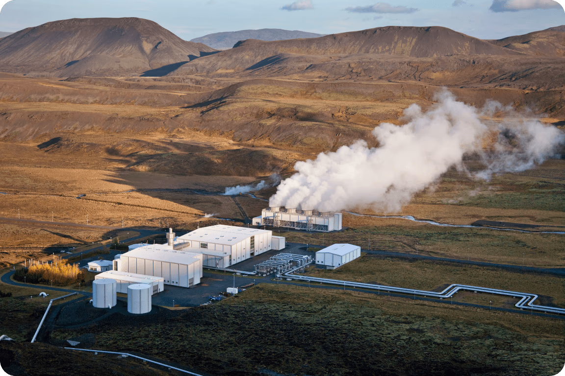 Una centrale geotermica