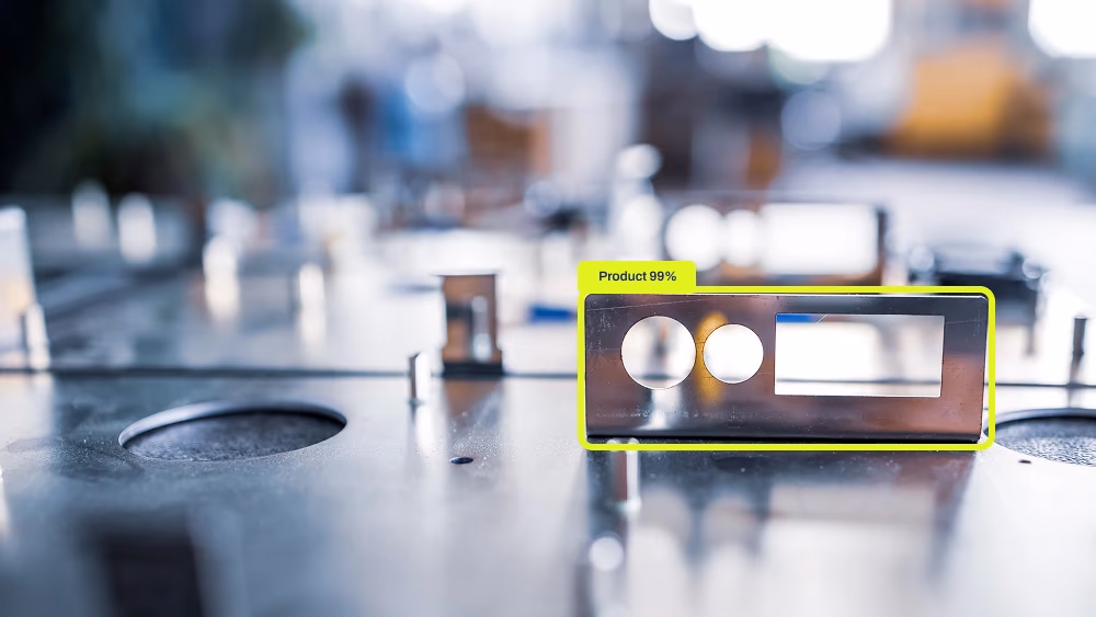 Vision AI detecting product defects on a manufacturing production line