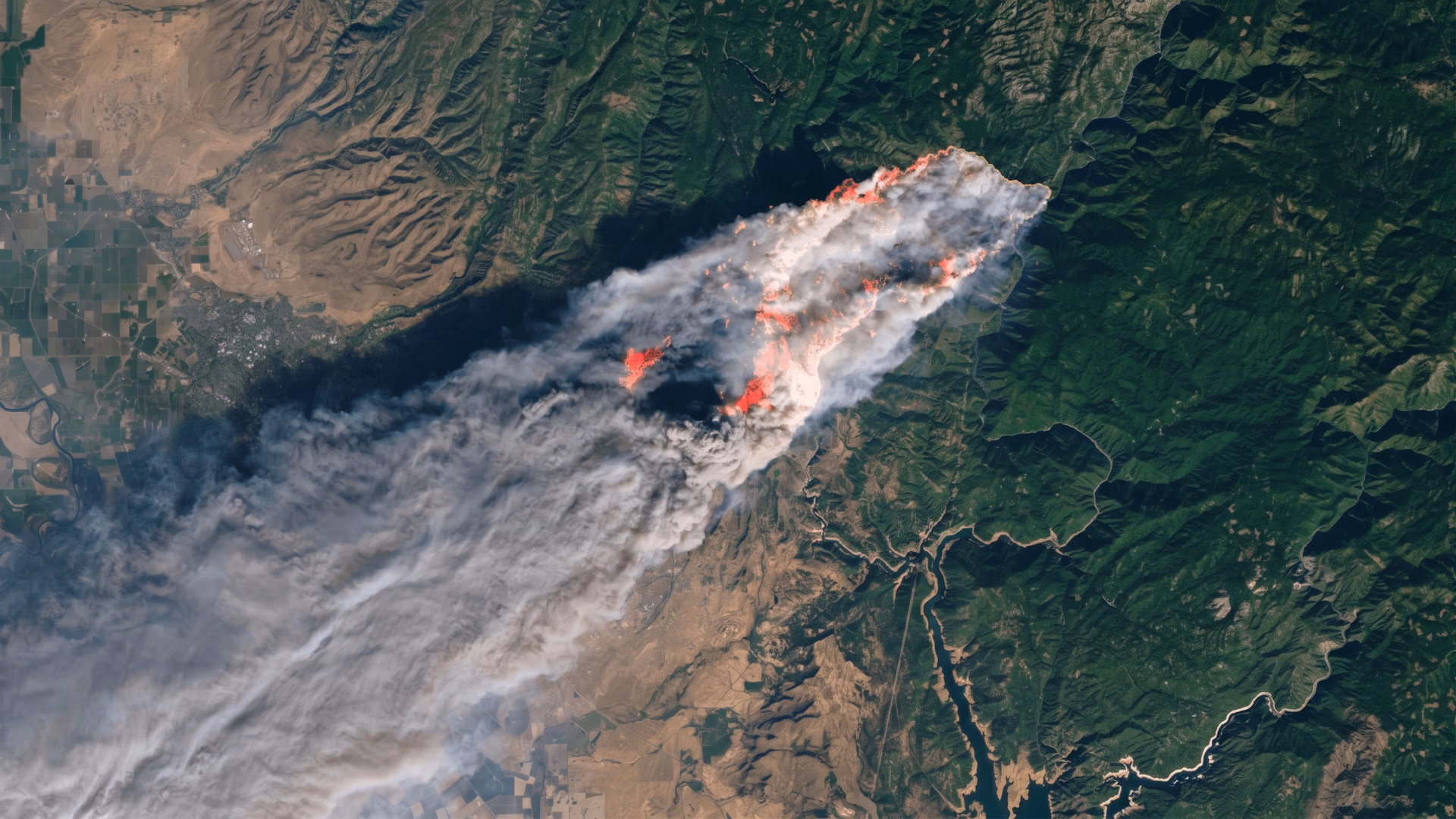 A satellite image of a wildfire