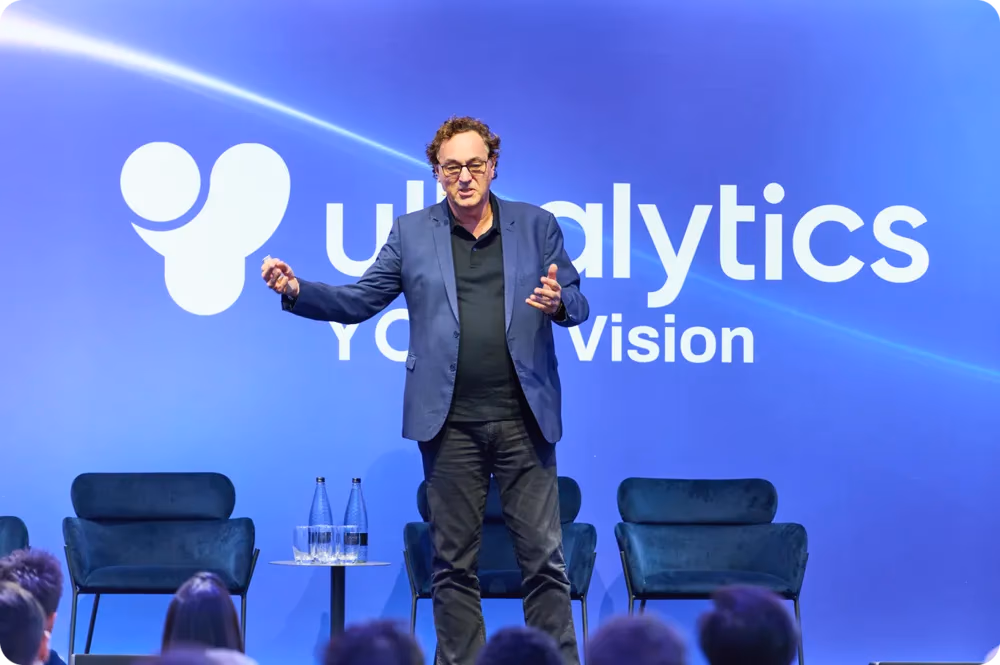 Gerd Leonhard teilt seine Gedanken zum Aufbau einer menschenzentrierten KI