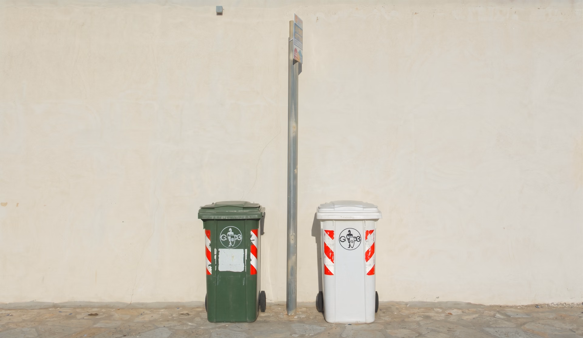 Image referencing recycling and waste management