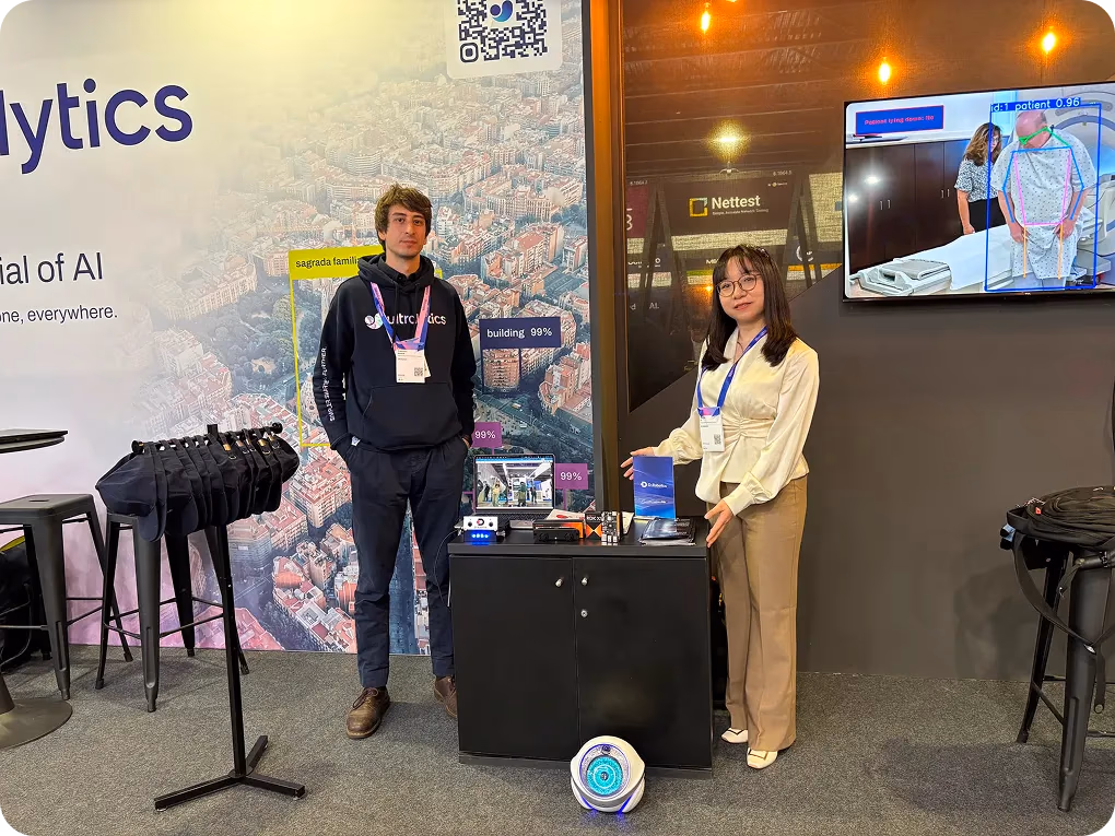 D-Robotics at the Ultralytics booth at MWC and 4YFN 2026