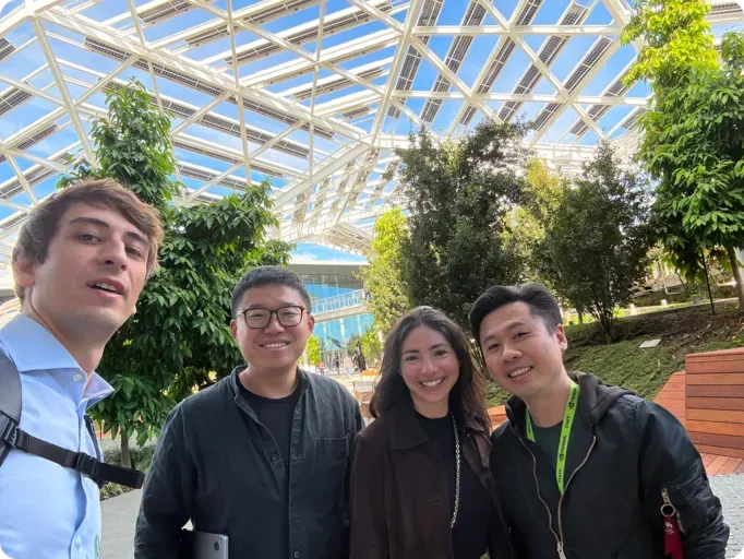 Francesco Mattioli e Nuvola Ladi com a equipe da NVIDIA