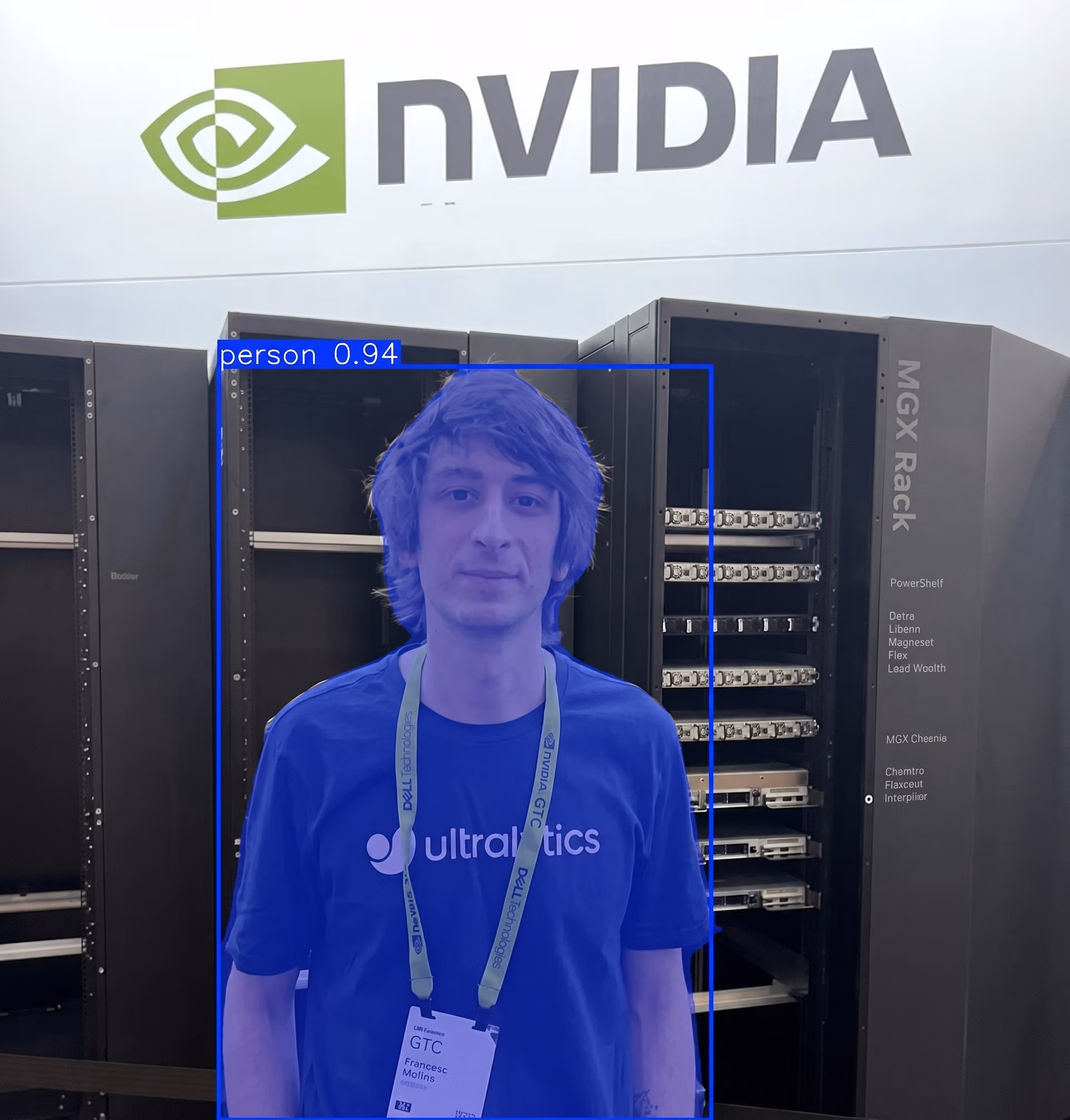 NVIDIA GTC 2025の画像でYOLOを使用してフランチェスコを検出する様子