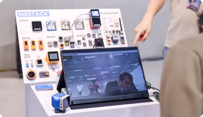 Ein Blick auf den Stand von M5Stack auf der YV25 Shenzhen