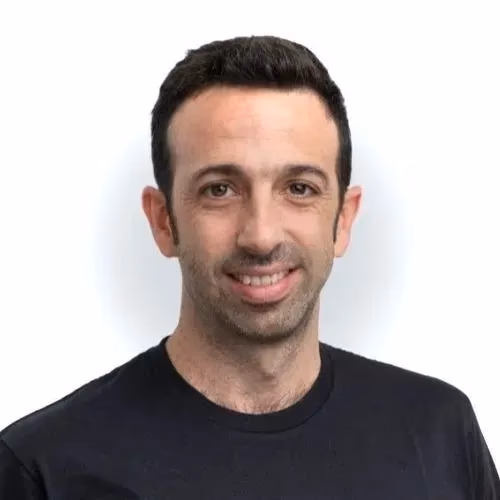 Amir Servi