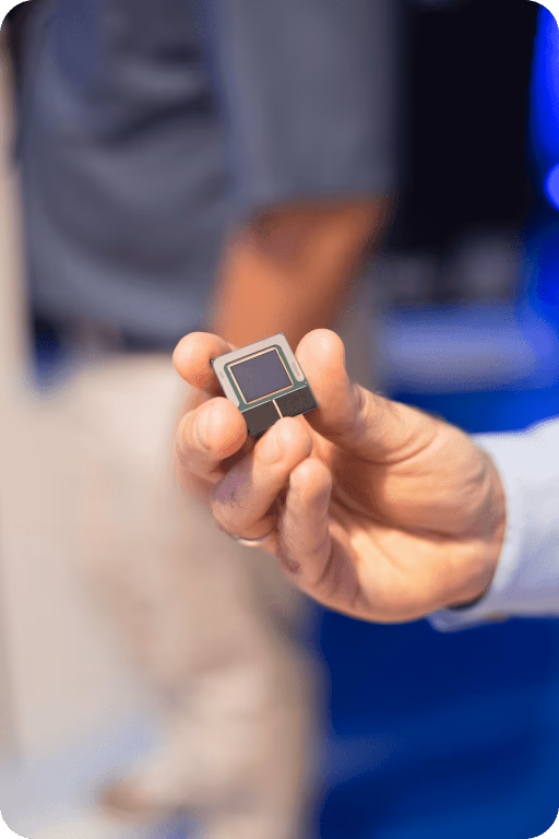 Процессор Intel Core Ultra 200V, который помещается в карман