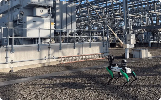 Sparky, il robot, che ispeziona una centrale elettrica