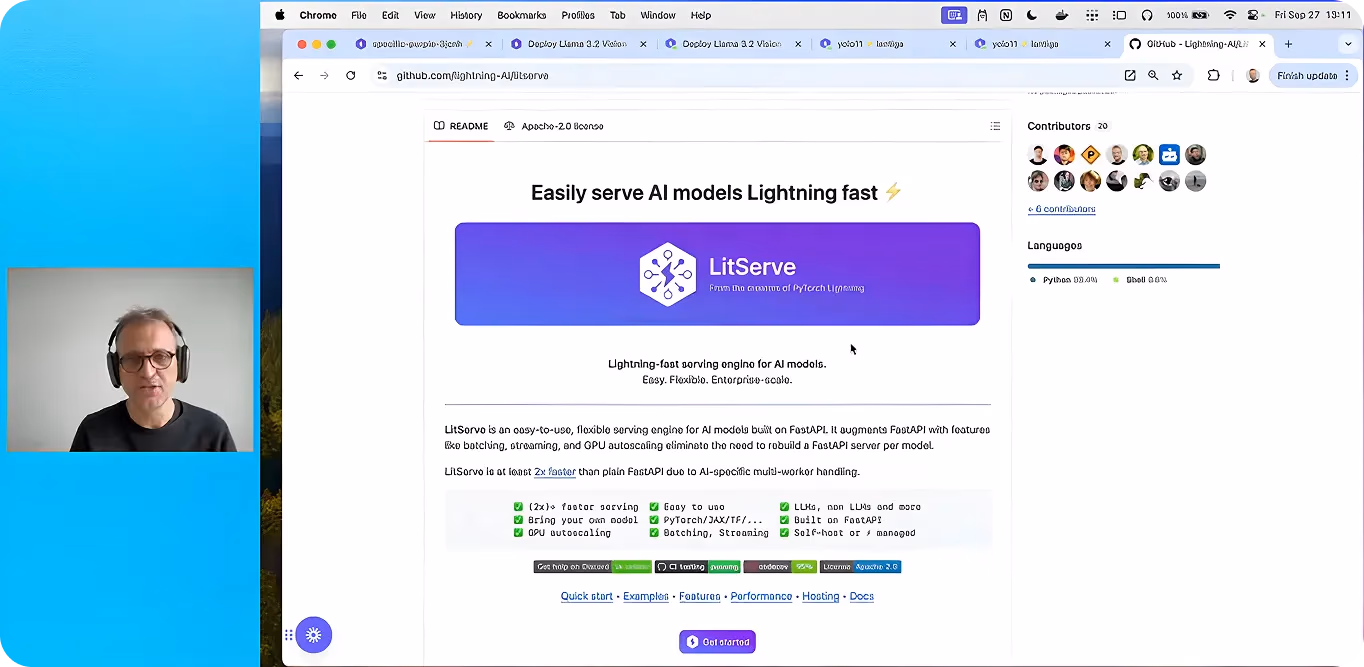 Luca apresentando o LitServe da Lightning AI durante o YV24